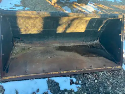 Large loader bucket. 72’ long 26’ high Big load capacity