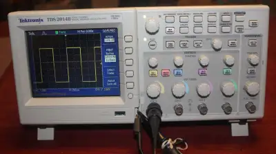 Tektronix TDS 2014B four channel digital storage oscilloscope, View more