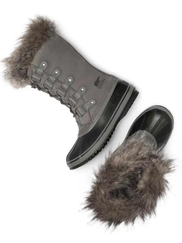 Sorel Women's Winter Boots Size 8.5 in Women's - Shoes in Calgary - Image 5