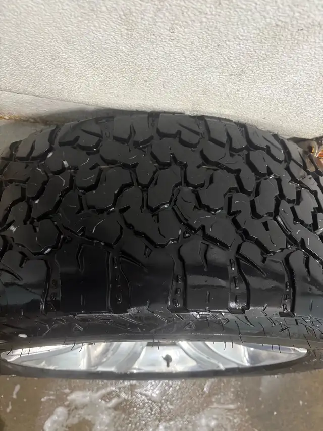 ram classic sport 20 inch rims 275/55R20 in Cars & Trucks in City of Halifax - Image 3