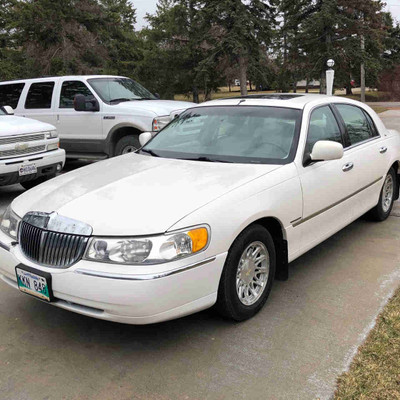 1999 Lincoln Town Car