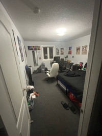 Large single room looking to sublet from MAY TO END OF AUGUST 