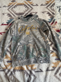  Realtree Cabela's sweater 