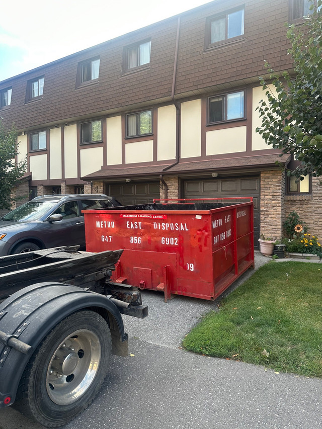 GARBAGE BIN RENTALS, JUNK REMOVAL, DISPOSAL SERVICE FLAT RATES! - City of Toronto in Other in City of Toronto - Image 3