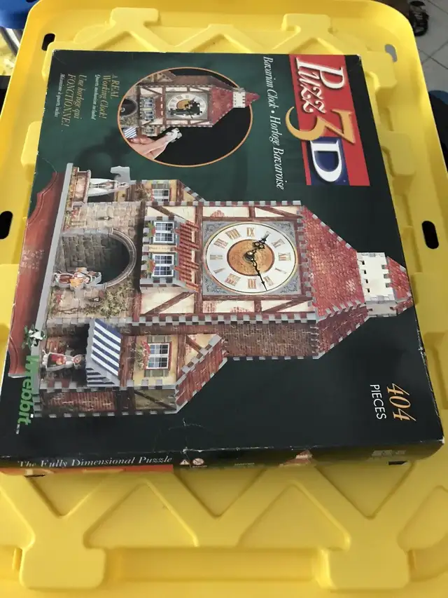 Bavarian 3D clock $5 in Hobbies & Crafts in Barrie - Image 2