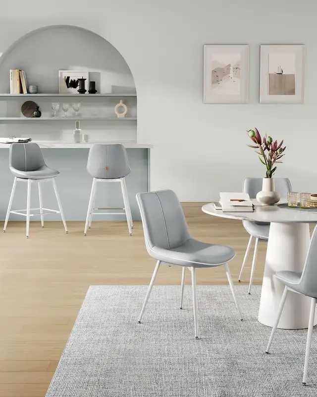 Counter Height Bar Stools with Back in Chairs & Recliners in Markham / York Region - Image 8