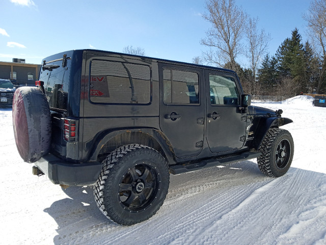 2015 Jeep Wrangler Unlimited dans Autos et camions  à Sudbury - Image 3