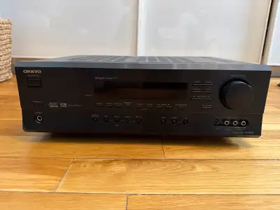 Price reduced. This is an Onkyo TX-SR503 7.1 channel home theatre receiver, perfect for creating an...