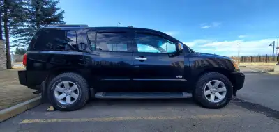 V8 ,4×4, New brakes,shocks,tires. Transmission,front and rear differential,brake,antifreeze fluid sw...