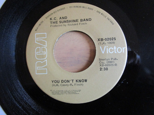 K.C. AND THE SUNSHINE BAND. 45 TOURS.  1975. dans CD, DVD et Blu-ray  à Ville de Montréal - Image 3