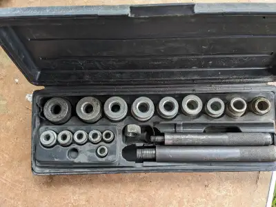 KD tool for diesel mechanic. Complete set of tools for $ 1500.