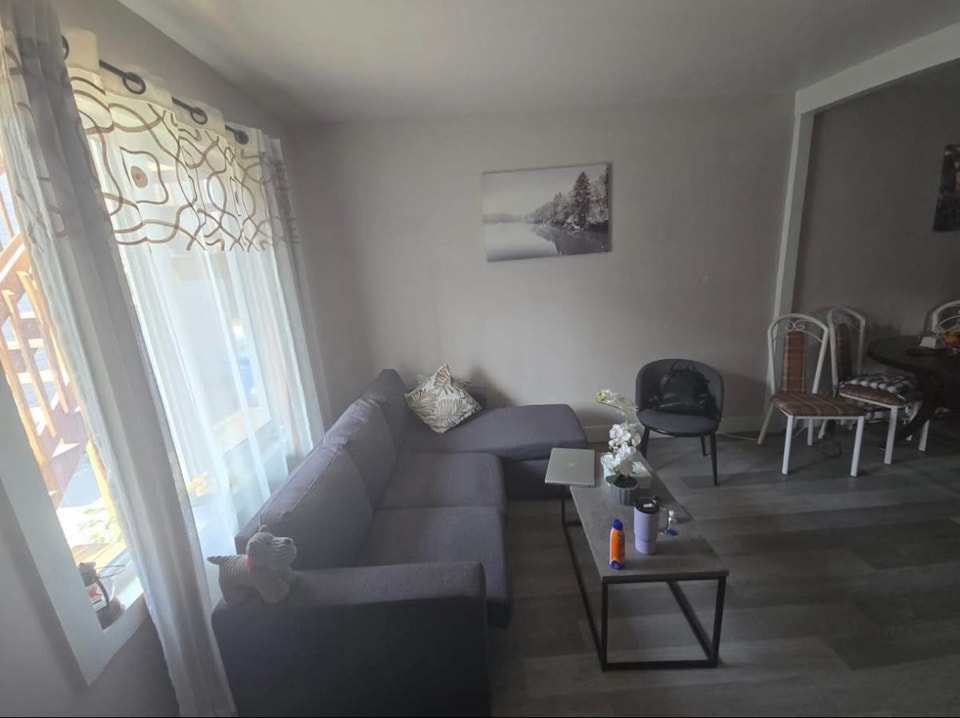 logement 3 1/2 à louer 3