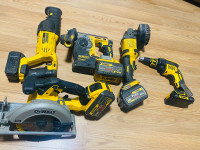 Dewalt tools with batteries 