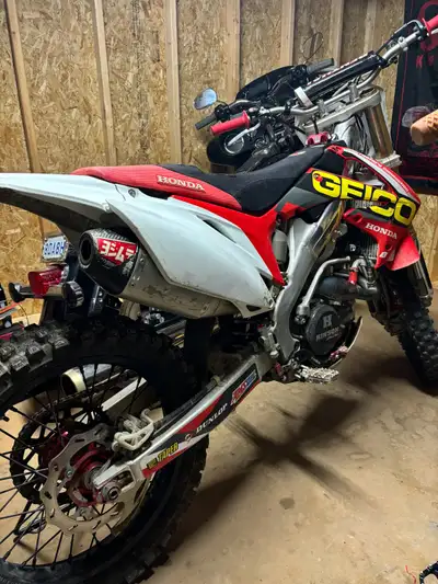 Selling my 2010 CRF 250R ,bike runs great ,lots of add ons,2 sets of plastics ,tons of spare parts a...