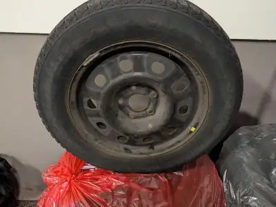 I am selling this set for my elderly in-laws of Bridgestone Blizzak DMV2 winter tires, sized 225/65R...