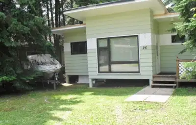 Cottage for rent at Falcon Lake, View more