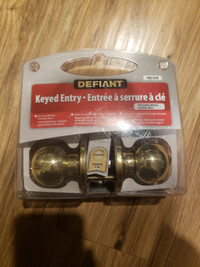 Defiant  Polished Brass Keyed Entry Door Knob