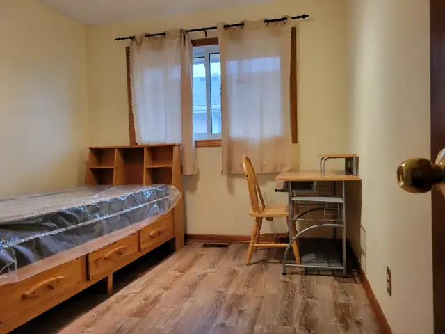Photo 3