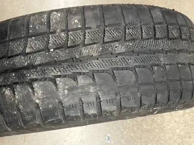 Wheels: 16” steel, 5×115 bolt pattern, ~70.3 mm GM center bore. Tires: 4× 215/60R16 winters (studdab...