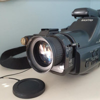 Sanyo VM-D6 8MM Digital Auto Focus Video Camera