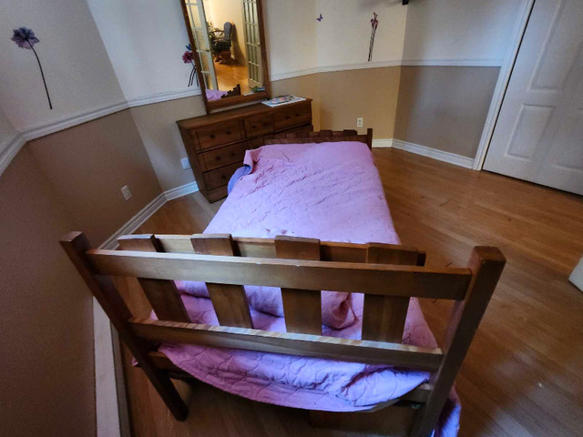 Children's wood bedroom set  dans Literie  à Laval/Rive Nord - Image 3