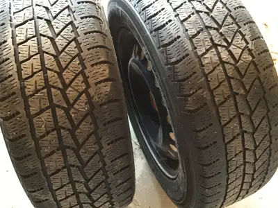 Grandeur: 215/60R16