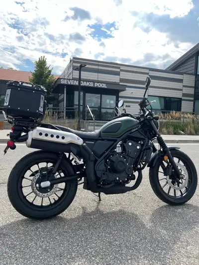 Selling my 2023 Honda SCL500 ( ABS). Very comfortable to ride ( for City or long driving ) compare t...