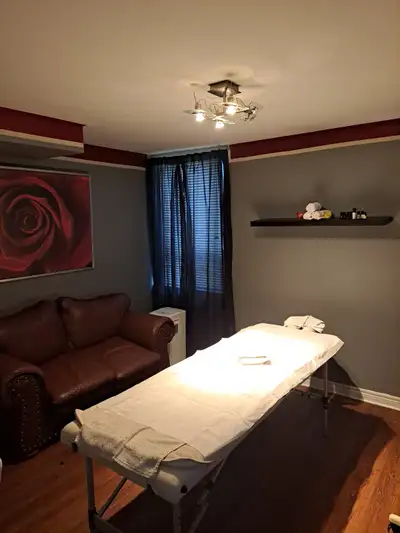 ⭐️HEATED TABLE  $60 1hr /WAX/.BODY SCRUB & MORE! MEN & WOMEN, View more