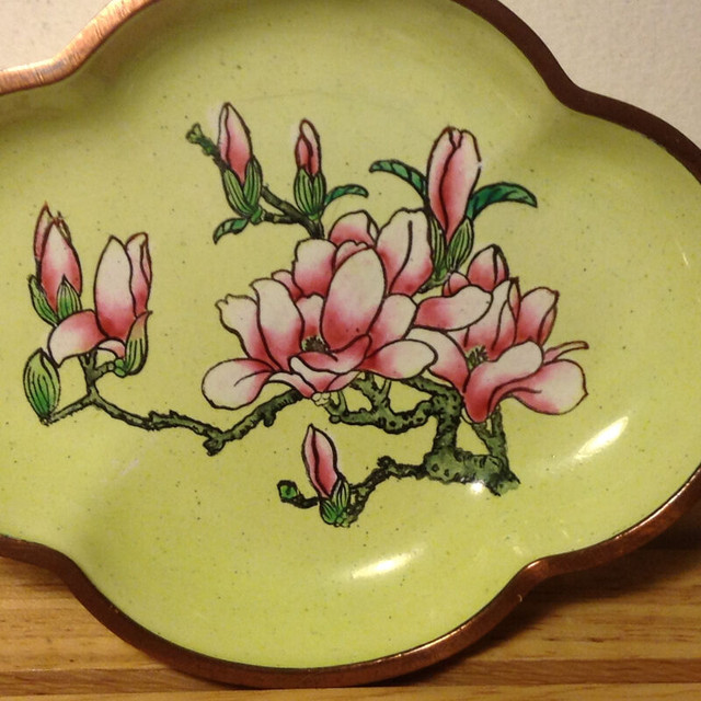 Antique Chinese Cloisonne Enamel Small Plate in Arts & Collectibles in Vancouver - Image 3
