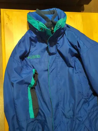 Men's Columbia Long peak jacket -2 in 1 with zip away fleece -M, View more