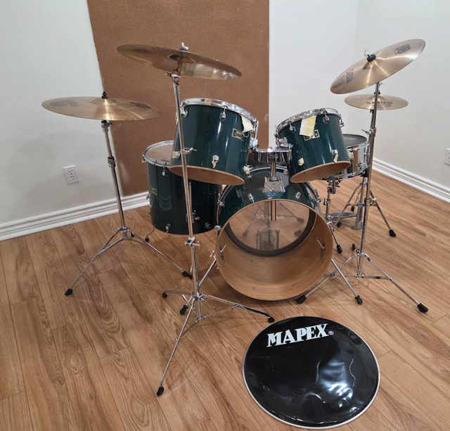 Mapex Drum Kit with Sabian B8 Cymbals in Drums & Percussion in Ottawa - Image 2