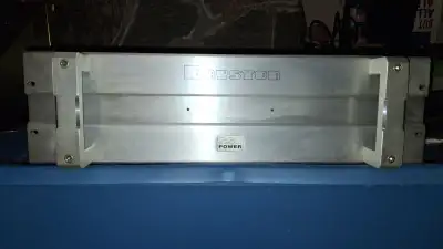 Like New (Bryston_SST_4B) Low Hours, Brand new basically, In box. Comes with $800 Power cord (NO-Dis...