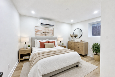 BRAND NEW 2-BEDROOM BASEMENT APARTMENT WITH MODERN UPGRADES Text or Call to View: (647) 249-2260 Thi...