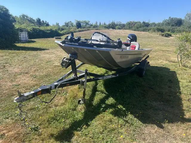 2012 Lowe Skorpion bass boat in Powerboats & Motorboats in Yarmouth - Image 2
