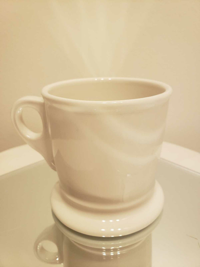 Anthropologie Letter M Coffee/Tea Mug in Kitchen & Dining Wares in Winnipeg - Image 2