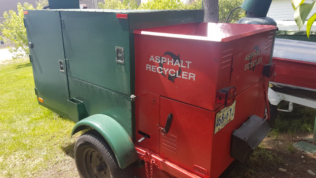 Two in one asphalt recycler hot box in Hardware, Nails & Screws in Sudbury - Image 2