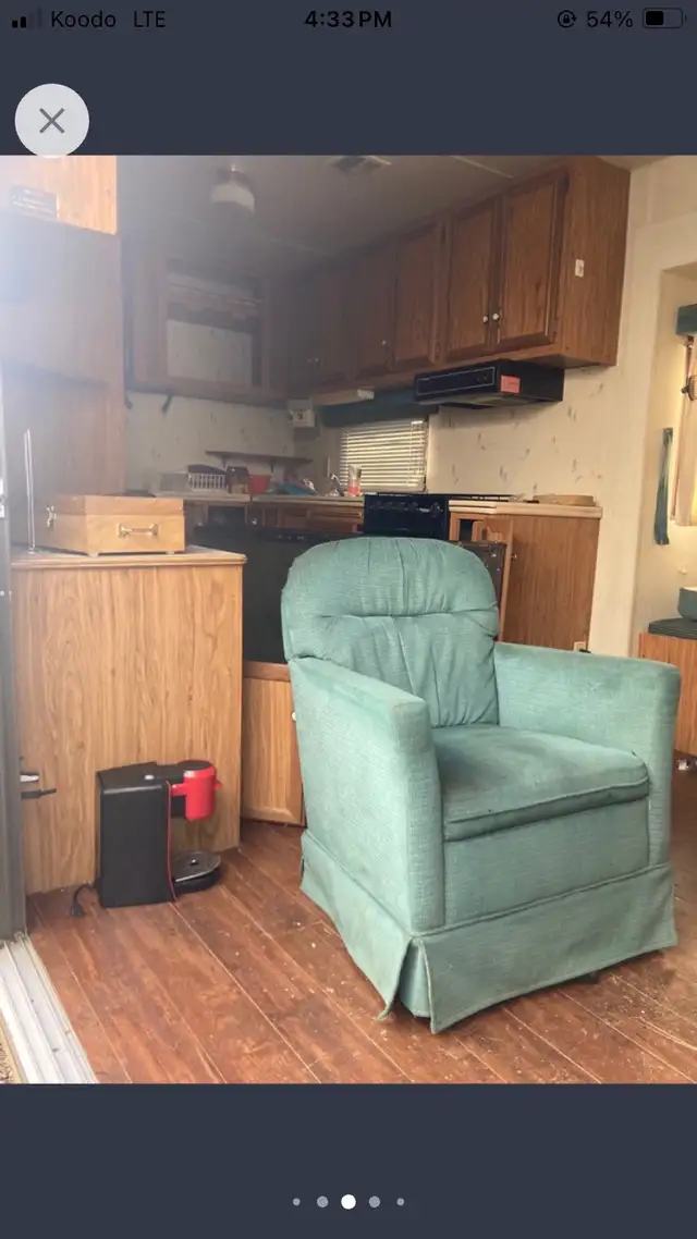 36’ citation camper trailer living bunkie storage tiny home apt. in Farming Equipment in Barrie - Image 6