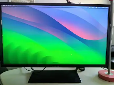 HP Pavilion 32” Monitor 2560x1440 HDMI DisplayPort, View more