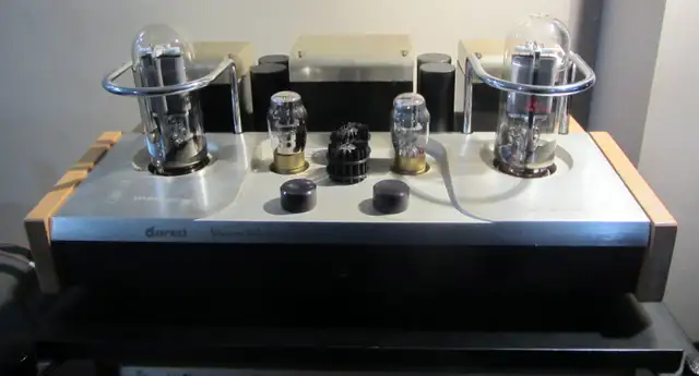 Dared VP-845 Integrated Tube Amplifier in Other in Penticton - Image 4