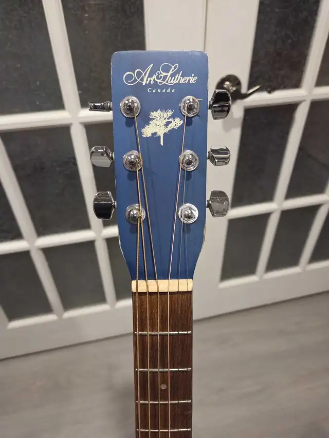 Guitare acoustique in Guitars in Laurentides - Image 4