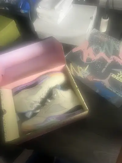 We the best Jordan 5, View more