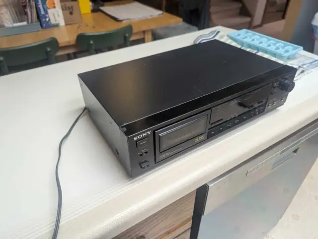 Sony TC-RX55 (ES) Cassette Deck in Stereo Systems & Home Theatre in Strathcona County - Image 5
