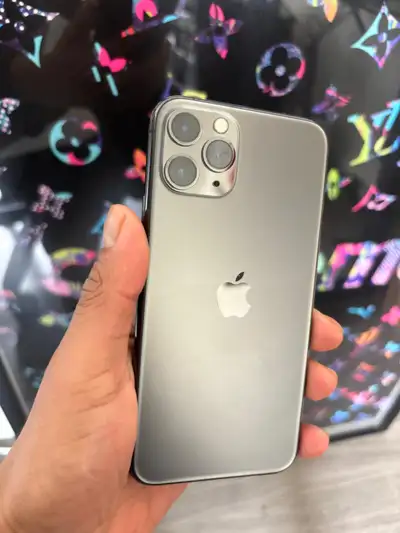 iPhone 11 Pro 64gb **Airpods/Charger Set/Delivery**, View more