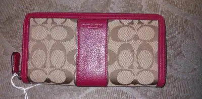 Coach wallet great condition