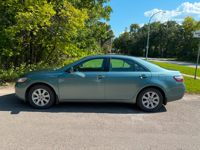 SAFETIED Toyota Camery 1 Owner in Cars & Trucks in Winnipeg