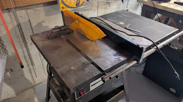 Rockwell Beaver 10in Table Saw in Power Tools in London - Image 8