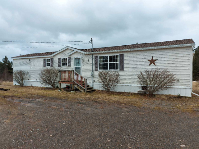 1999 Kencraft Mobile Home in Other in New Glasgow