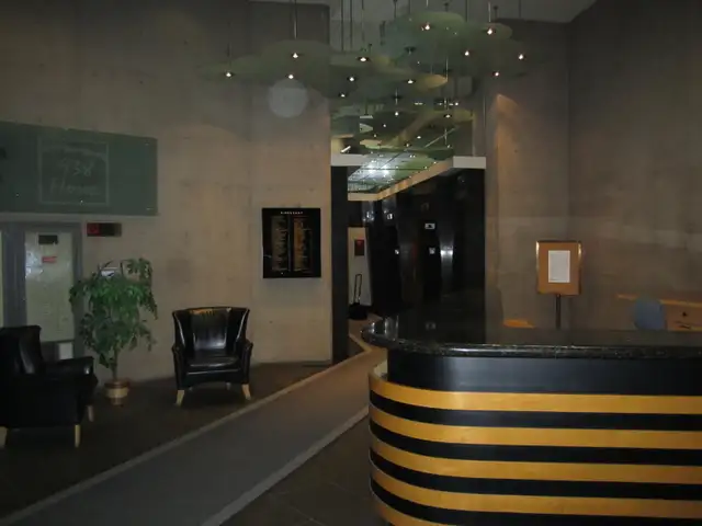 Beautiful Downtown Vancouver Office Space for Rent in Commercial & Office Space for Rent in Vancouver - Image 3