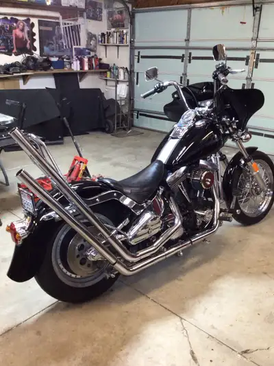 Great bike, always taken care of it. The bike is in great shape and runs good. Bike Jack lift table,...