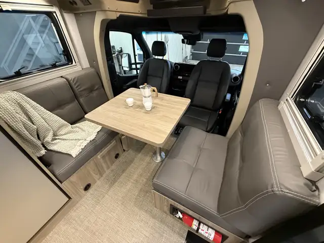 2025 WINNEBAGO EKKO 23B  AWD (4x4) Mercedes-Benz Sprinter Diésel in RVs & Motorhomes in Shawinigan - Image 6